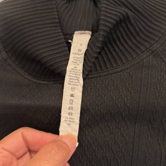 Lululemon Rest Less Mock Neck Black 4 - Picture 7 of 7